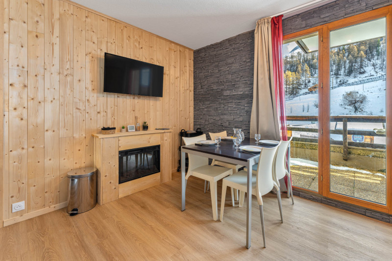 LocationAppartementLesOrres_AgenceDesOrres_TSO2105 LocationAppartementLesOrres_AgenceDesOrres_TSO2105