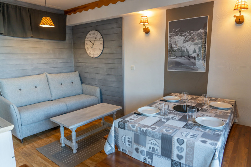 LocationVacancesLesOrres_AgenceDes_Orres_MZ1105 LocationVacancesLesOrres_AgenceDes_Orres_MZ1105