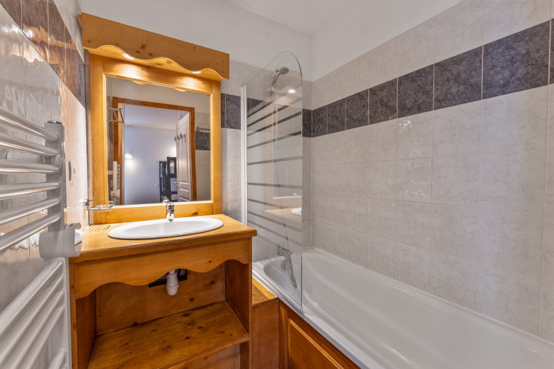LocationAppartementLesOrres_AgenceDesOrres_MZ2214 LocationAppartementLesOrres_AgenceDesOrres_MZ2214