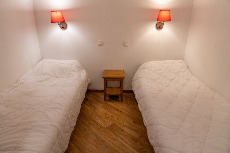 LocationAppartementLesOrres_AgenceDesOrres_MBB301 LocationAppartementLesOrres_AgenceDesOrres_MBB301