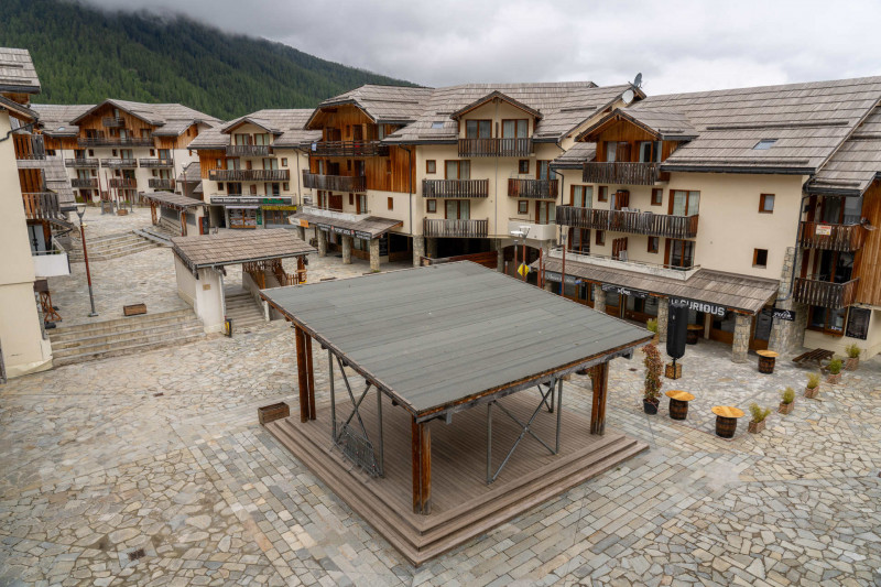 LocationAppartementLesOrres_AgenceDesOrres_MBB301 LocationAppartementLesOrres_AgenceDesOrres_MBB301