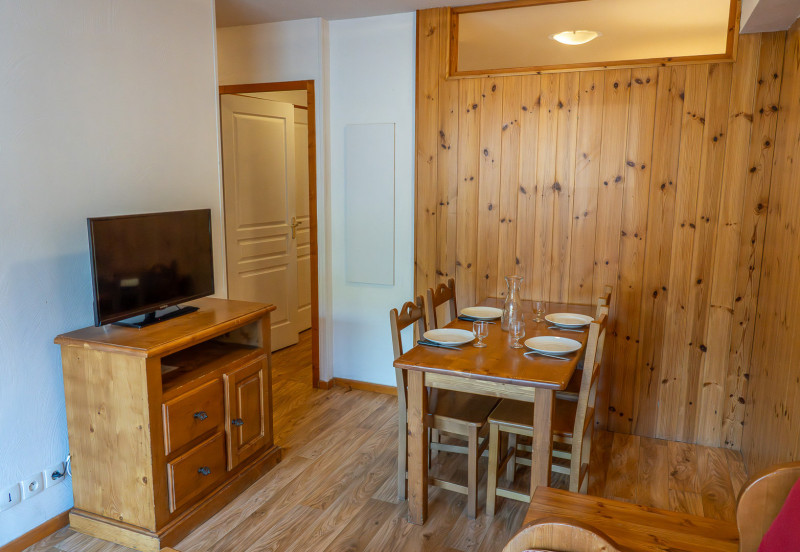 LocationAppartementLesOrres_AgenceDesOrres_MBC613 LocationAppartementLesOrres_AgenceDesOrres_MBC613