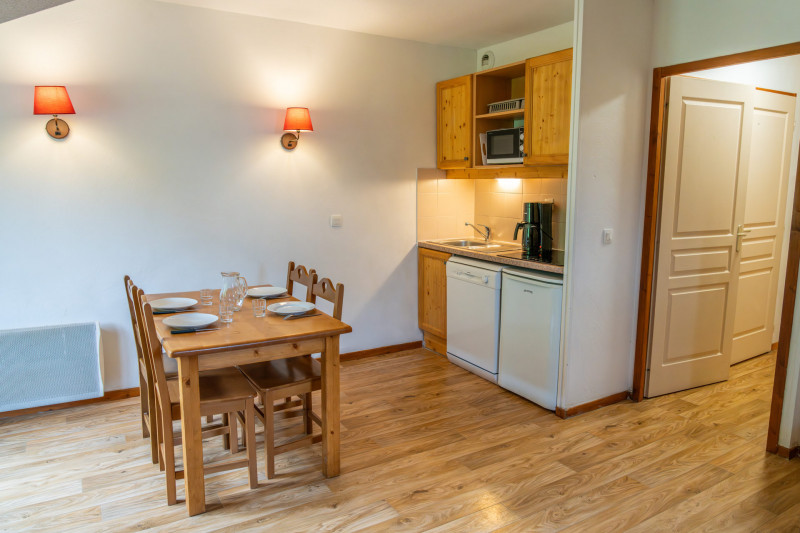 LocationAppartementLesOrres_AgenceDesOrres_MBC605 LocationAppartementLesOrres_AgenceDesOrres_MBC605