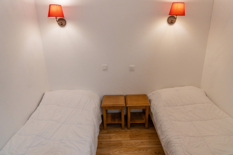 LocationAppartementLesOrres_AgenceDesOrres_MBC605 LocationAppartementLesOrres_AgenceDesOrres_MBC605