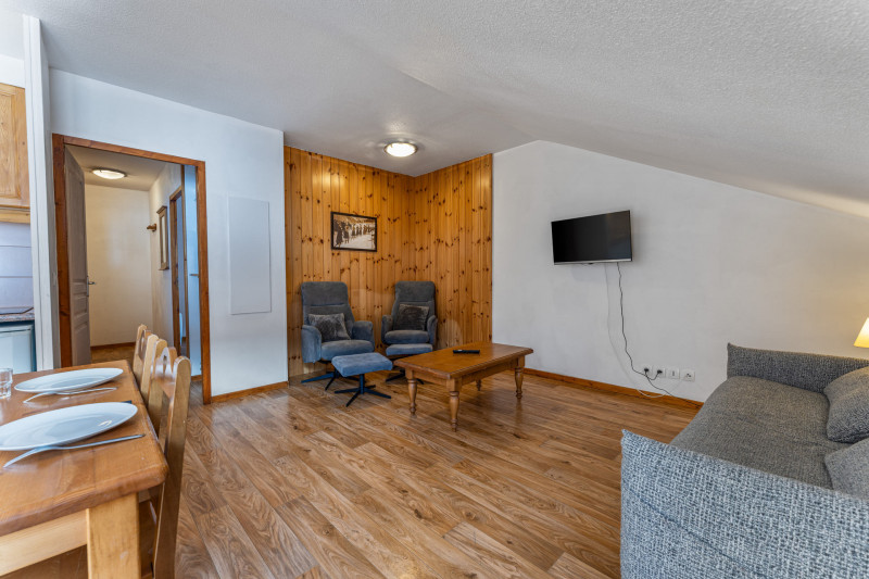 LocationAppartementLesOrres_AgenceDesOrres_MBC703 LocationAppartementLesOrres_AgenceDesOrres_MBC703