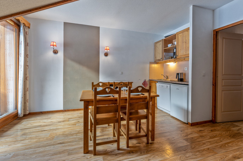 LocationAppartementLesOrres_AgenceDesOrres_MBC703 LocationAppartementLesOrres_AgenceDesOrres_MBC703