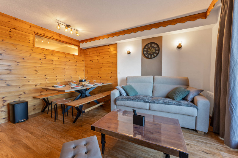 LocationAppartementLesOrres_AgenceDesOrres_MZ1103 LocationAppartementLesOrres_AgenceDesOrres_MZ1103