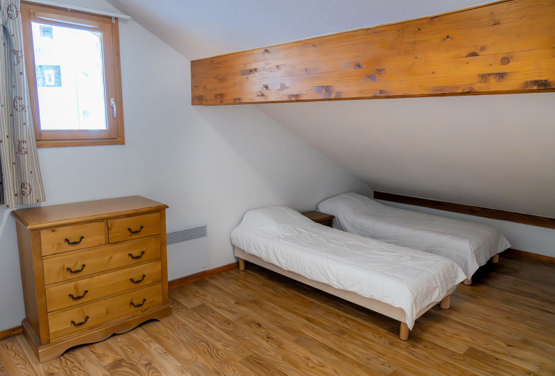 LocationAppartementLesOrres_AgenceDesOrres_MBC301 LocationAppartementLesOrres_AgenceDesOrres_MBC301