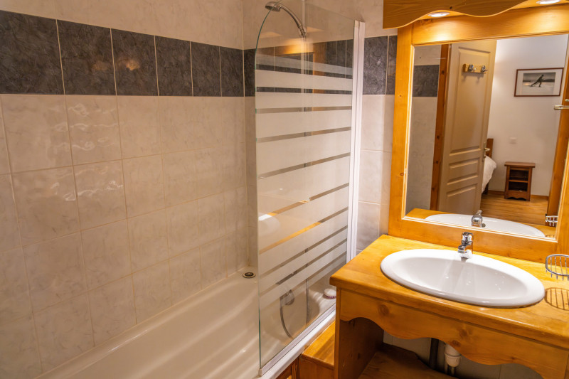 LocationAppartementLesOrres_AgenceDesOrres_MZ1116 LocationAppartementLesOrres_AgenceDesOrres_MZ1116