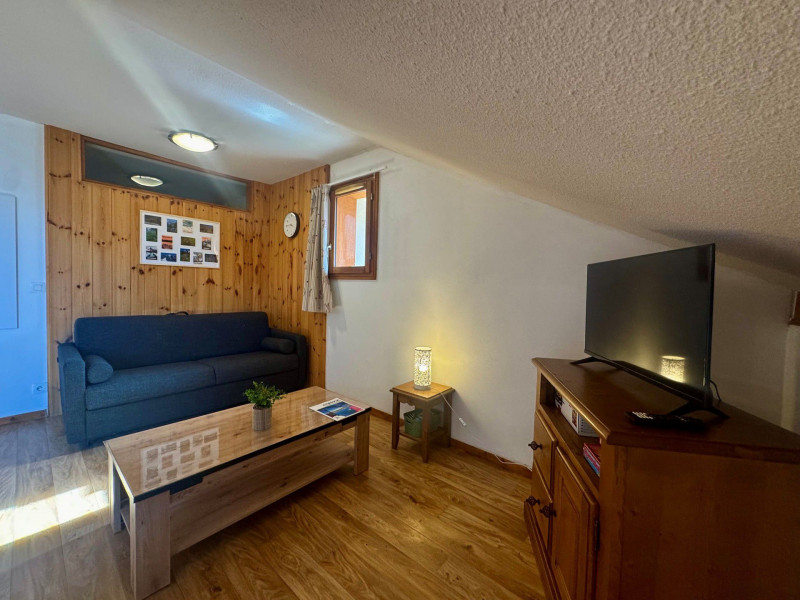 LocationAppartementLesOrres_AgenceDesOrres_MBC302 LocationAppartementLesOrres_AgenceDesOrres_MBC302