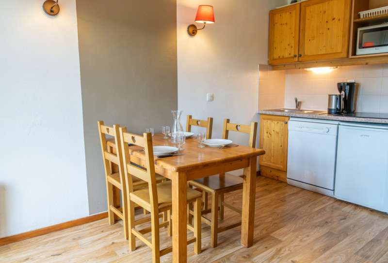 LocationAppartementLesOrres_AgenceDesOrres_MBC302 LocationAppartementLesOrres_AgenceDesOrres_MBC302