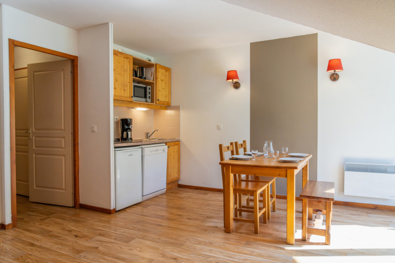 LocationAppartementLesOrres_AgenceDesOrres_MBC704 LocationAppartementLesOrres_AgenceDesOrres_MBC704