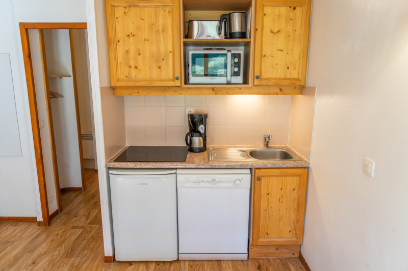 LocationAppartementLesOrres_AgenceDesOrres_MBC704 LocationAppartementLesOrres_AgenceDesOrres_MBC704