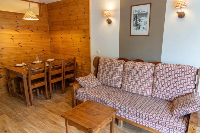 LocationAppartementLesOrres_AgenceDesOrres_MZ1215 LocationAppartementLesOrres_AgenceDesOrres_MZ1215