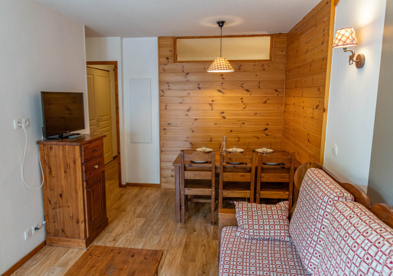 LocationAppartementLesOrres_AgenceDesOrres_MZ1215 LocationAppartementLesOrres_AgenceDesOrres_MZ1215