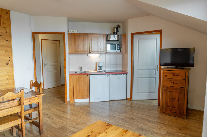 LocationAppartementLesOrres_AgenceDesOrres_MZ2301 LocationAppartementLesOrres_AgenceDesOrres_MZ2301