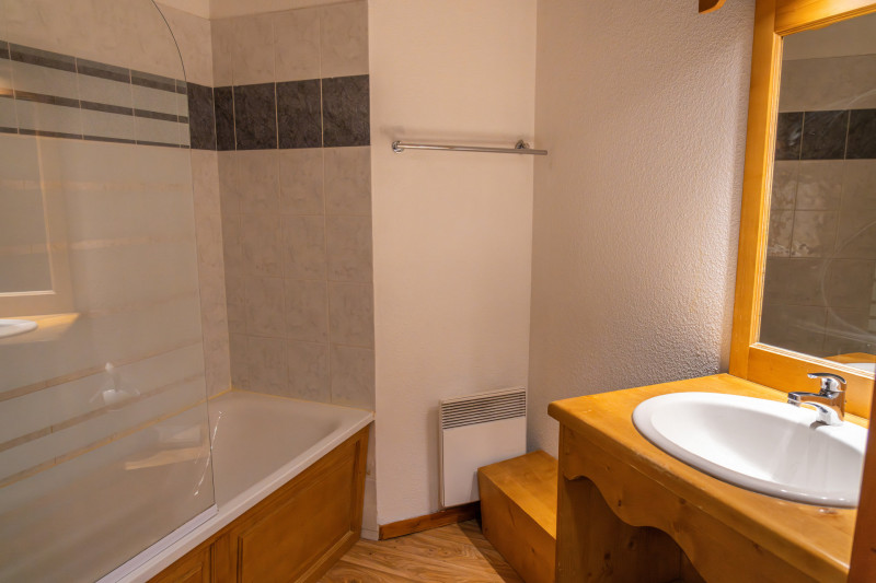 LocationAppartementLesOrres_AgenceDesOrres_MZ2301 LocationAppartementLesOrres_AgenceDesOrres_MZ2301