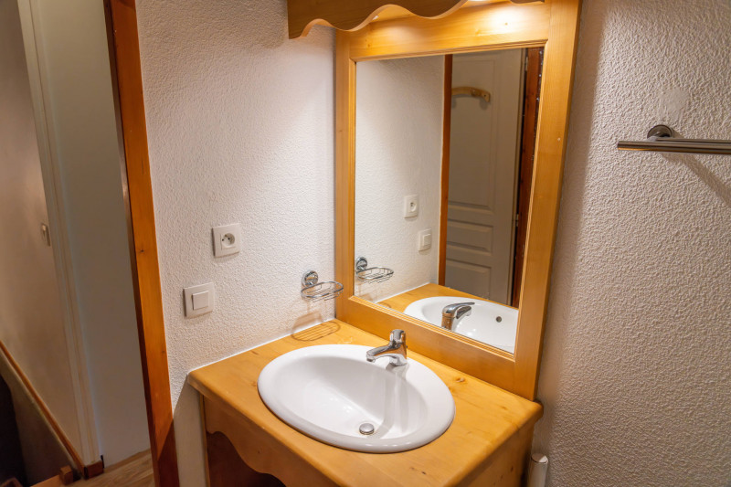 LocationAppartementLesOrres_AgenceDesOrres_MZ2306 LocationAppartementLesOrres_AgenceDesOrres_MZ2306