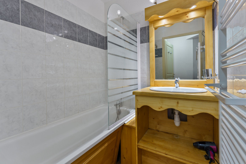 LocationAppartementLesOrres_AgenceDesOrres_MZ2308 LocationAppartementLesOrres_AgenceDesOrres_MZ2308