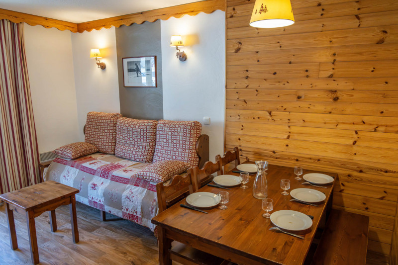 LocationAppartementLesOrres_AgenceDesOrres_MZ2122 LocationAppartementLesOrres_AgenceDesOrres_MZ2122