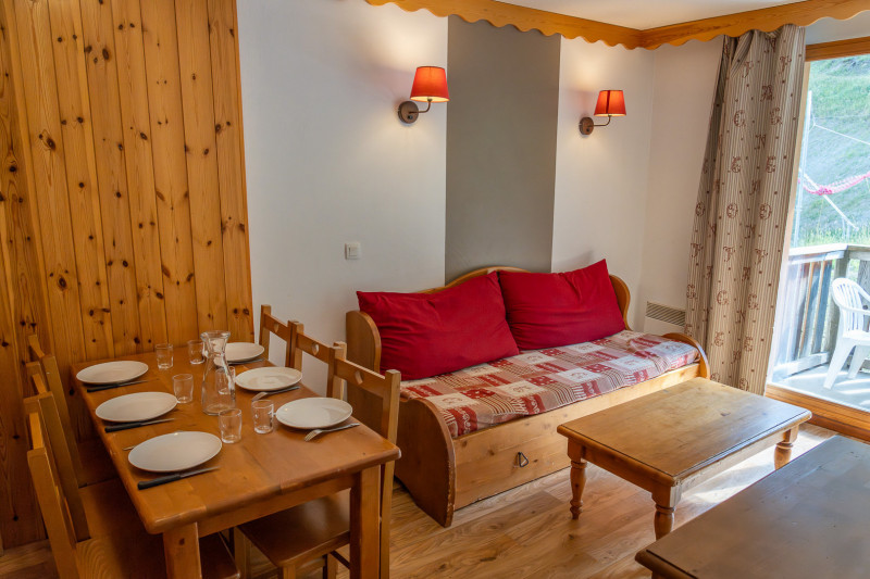 LocationAppartementLesOrres_AgenceDesOrres_MBC206 LocationAppartementLesOrres_AgenceDesOrres_MBC206
