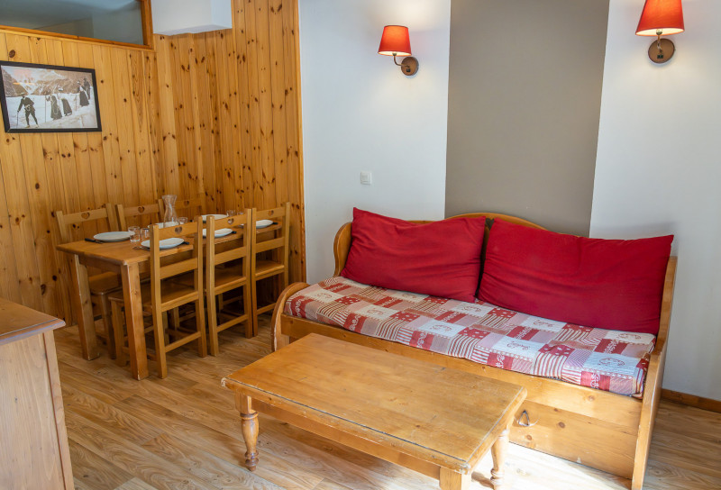 LocationAppartementLesOrres_AgenceDesOrres_MBC206 LocationAppartementLesOrres_AgenceDesOrres_MBC206