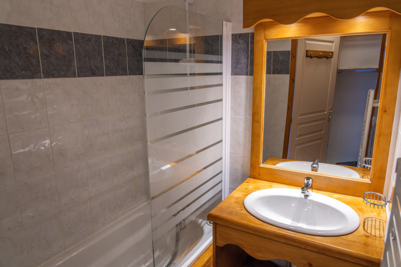 LocationAppartementLesOrres_AgenceDesOrres_MZ1121