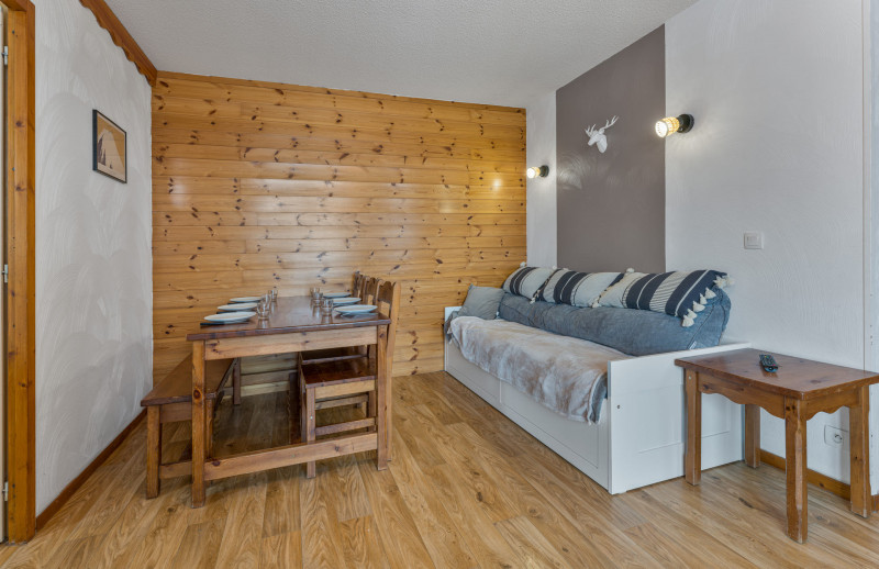 LocationVacancesLesOrres_AgenceDes_Orres_MZ1107 LocationVacancesLesOrres_AgenceDes_Orres_MZ1107