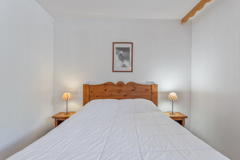 LocationAppartementLesOrres_AgenceDesOrres_MZ2005 LocationAppartementLesOrres_AgenceDesOrres_MZ2005