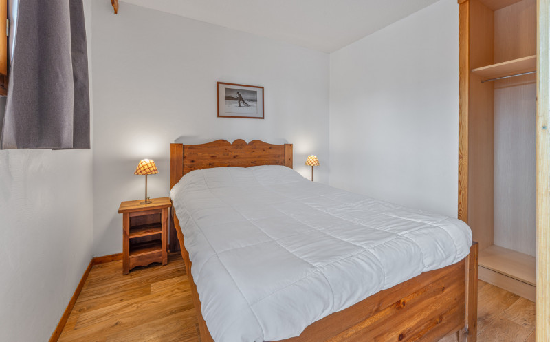 LocationAppartementLesOrres_AgenceDesOrres_MZ2006 LocationAppartementLesOrres_AgenceDesOrres_MZ2006