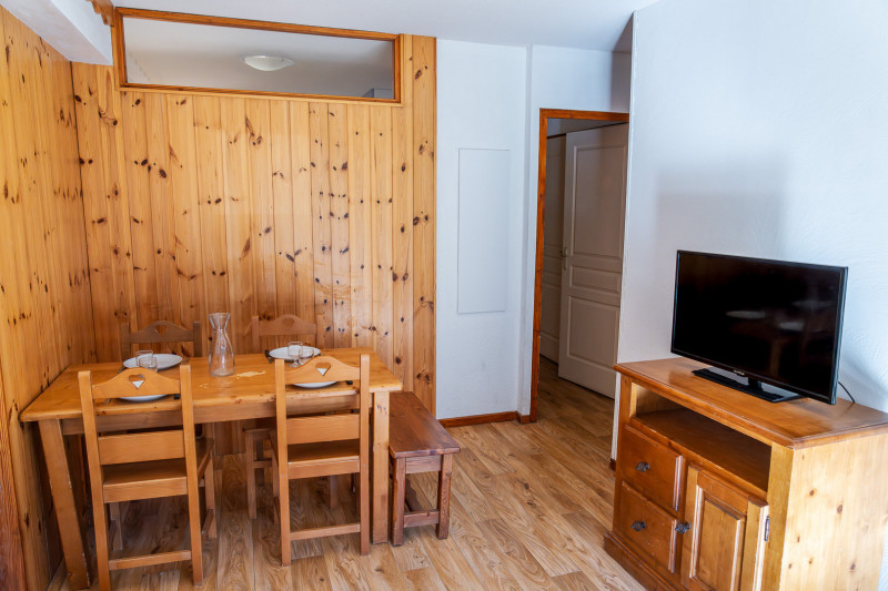 LocationAppartementLesOrres_AgenceDesOrres_MBC610 LocationAppartementLesOrres_AgenceDesOrres_MBC610