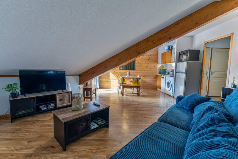 LocationAppartementLesOrres_AgenceDesOrres_MZ1303 LocationAppartementLesOrres_AgenceDesOrres_MZ1303