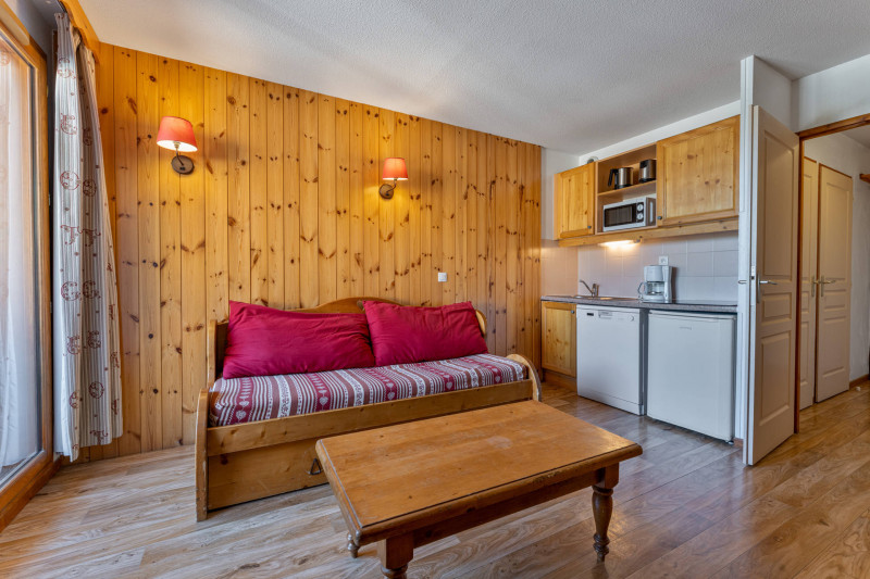 LocationAppartementLesOrres_AgenceDesOrres_MBC701 LocationAppartementLesOrres_AgenceDesOrres_MBC701