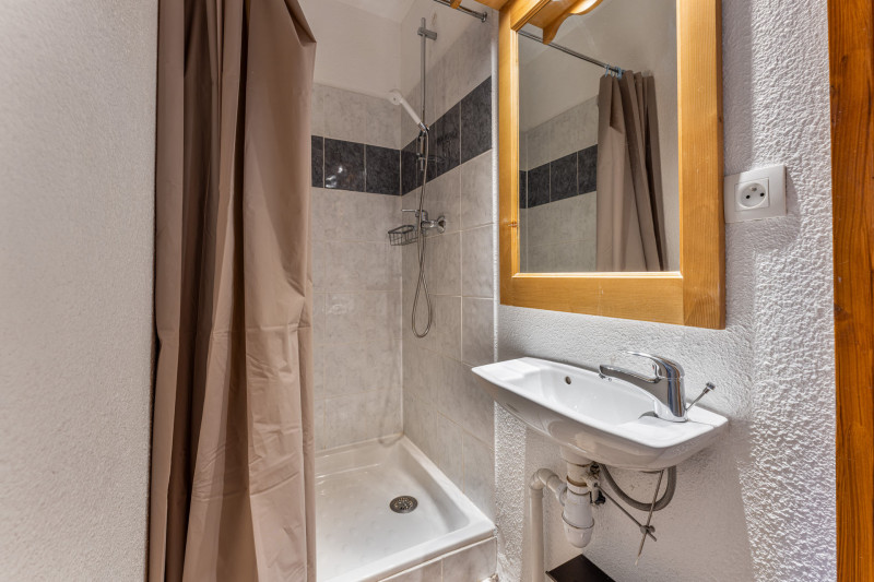LocationAppartementLesOrres_AgenceDesOrres_MZ1112