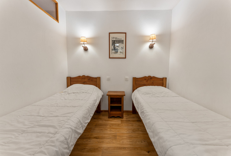 LocationAppartementLesOrres_AgenceDesOrres_MZ2216 LocationAppartementLesOrres_AgenceDesOrres_MZ2216