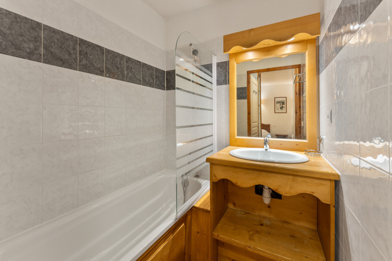 LocationAppartementLesOrres_AgenceDesOrres_MZ2216 LocationAppartementLesOrres_AgenceDesOrres_MZ2216