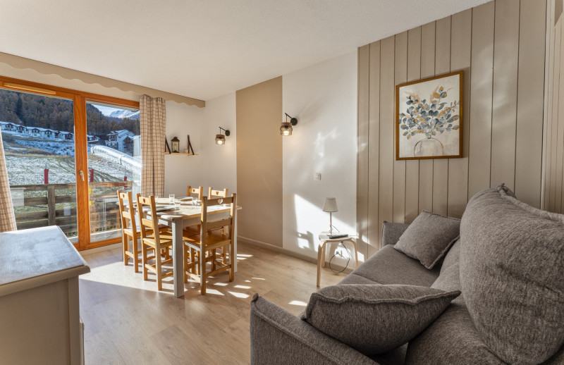 LocationAppartementLesOrres_AgenceDesOrres_MBB211 LocationAppartementLesOrres_AgenceDesOrres_MBB211