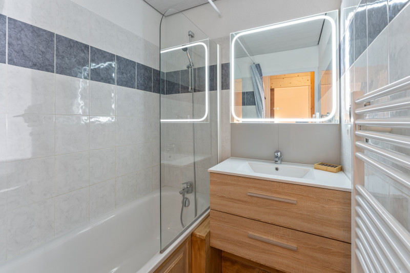 LocationAppartementLesOrres_AgenceDesOrres_MBB211 LocationAppartementLesOrres_AgenceDesOrres_MBB211