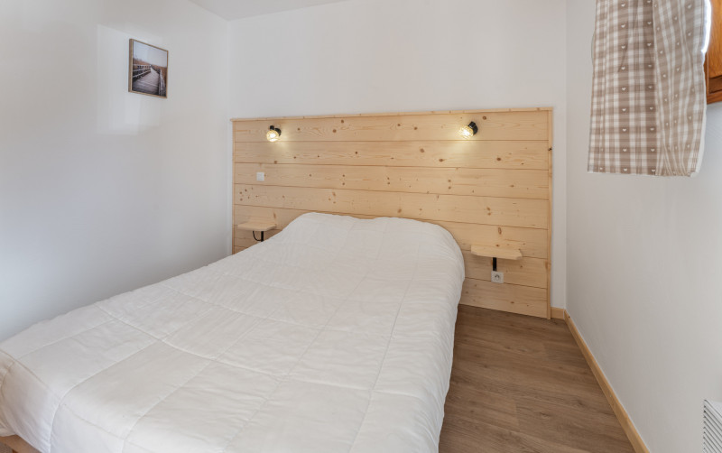 LocationAppartementLesOrres_AgenceDesOrres_MBB211 LocationAppartementLesOrres_AgenceDesOrres_MBB211