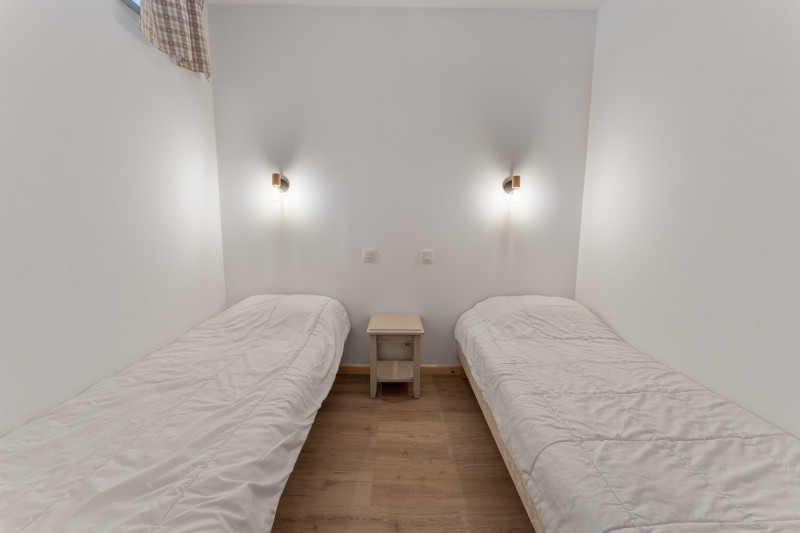 LocationAppartementLesOrres_AgenceDesOrres_MBB211 LocationAppartementLesOrres_AgenceDesOrres_MBB211