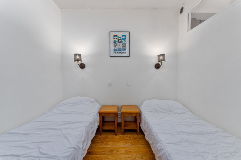 LocationAppartementLesOrres_AgenceDesOrres_MBC105 LocationAppartementLesOrres_AgenceDesOrres_MBC105