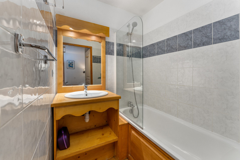 LocationAppartementLesOrres_AgenceDesOrres_MBC105 LocationAppartementLesOrres_AgenceDesOrres_MBC105