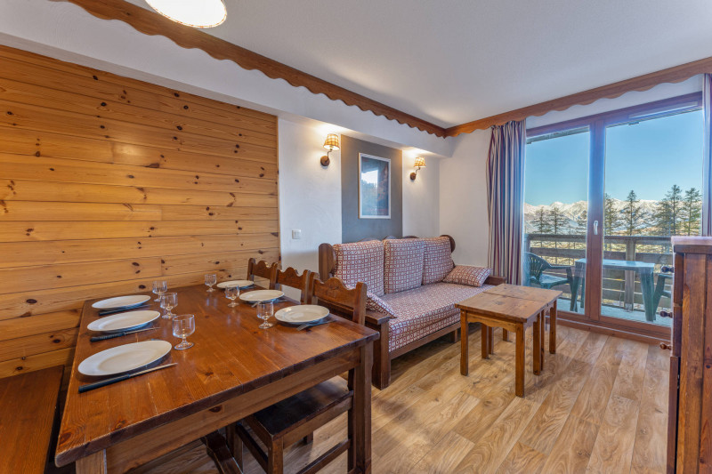 LocationAppartementLesOrres_AgenceDesOrres_MZ1106