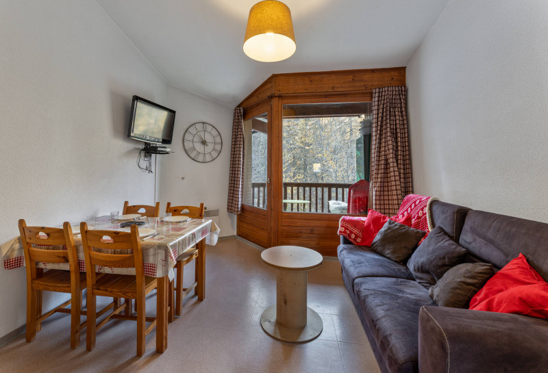 LocationAppartementLesOrres_AgenceDesOrres_MYOS202 LocationAppartementLesOrres_AgenceDesOrres_MYOS202