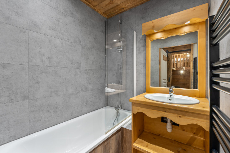 LocationApparementLesOrres_AgenceDesOrres_MBB106 LocationApparementLesOrres_AgenceDesOrres_MBB106