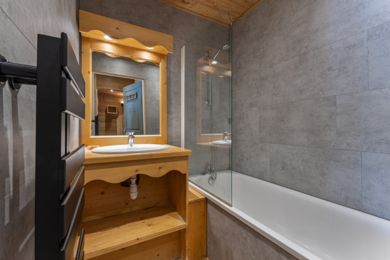 LocationAppartementLesOrres_AgenceDesOrres_MBB208 LocationAppartementLesOrres_AgenceDesOrres_MBB208