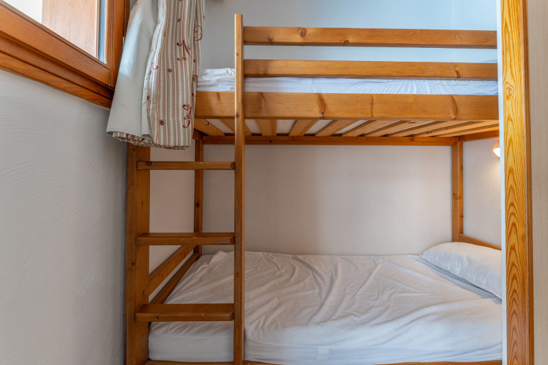 LocationAppartementLesOrres_AgenceDesOrres_MBC201 LocationAppartementLesOrres_AgenceDesOrres_MBC201