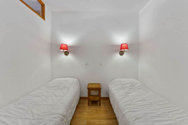 LocationAppartementLesOrres_AgenceDesOrres_MBB215 LocationAppartementLesOrres_AgenceDesOrres_MBB215