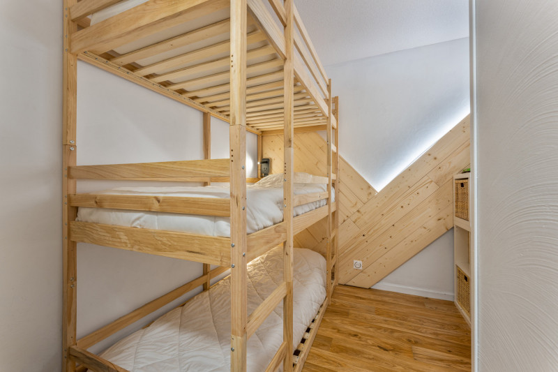 LocationAppartementLesOrres_AgenceDesOrres_MBB202 LocationAppartementLesOrres_AgenceDesOrres_MBB202