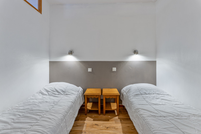 LocationAppartementLesOrres_AgenceDesOrres_MBA301 LocationAppartementLesOrres_AgenceDesOrres_MBA301